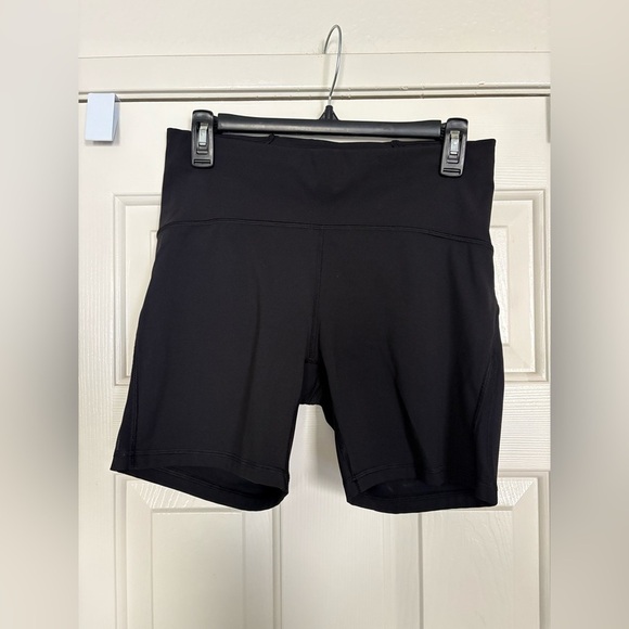 Lululemon train times 6 inch high waist shorts in black size 10 yoga - Picture 4 of 6